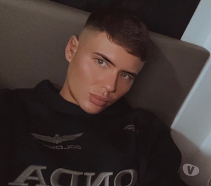 Gay escorts Lowfield Heath Crawley - Photos for Gay escort West Sussex