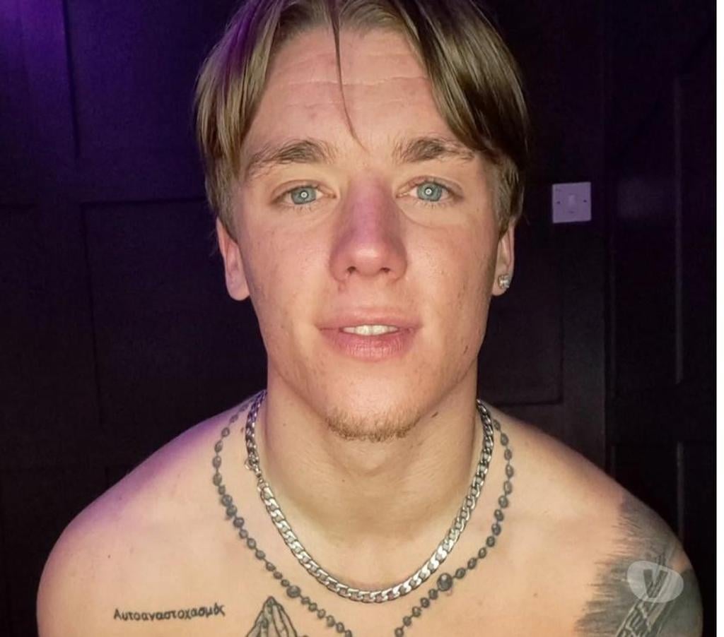  Gay massage Merseyside Liverpool - Photos for Ashley (IG - lildthefake)