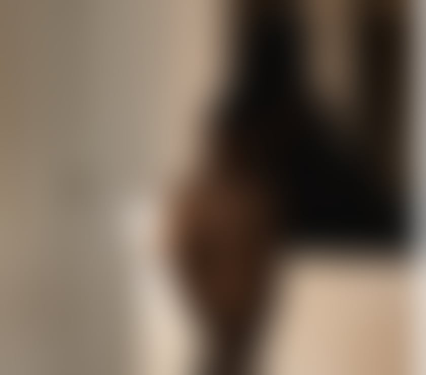 Escorts Kent Maidstone - Photos for Laura 100%✅️real outcall only 8 pm - 6 am all night🔥