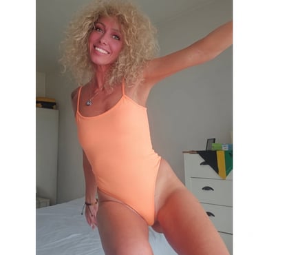 Escorts Fulham Broadway South West London - Photos for 🤘POSITIVE VIBES...PARTY &GOOD ENERGY 🖤