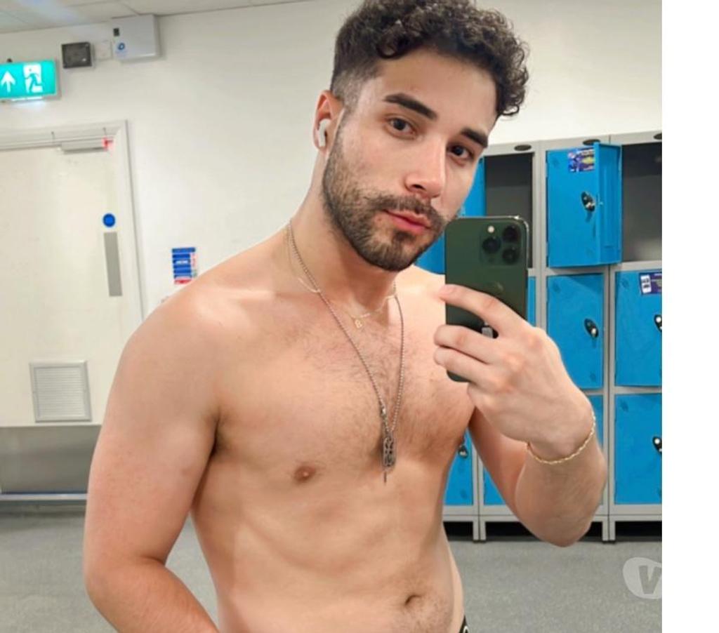  Gay massage West London Shepherd`s Bush Station - West London - Photos for GIORGIOs Masseur Back November 28th +447564230898