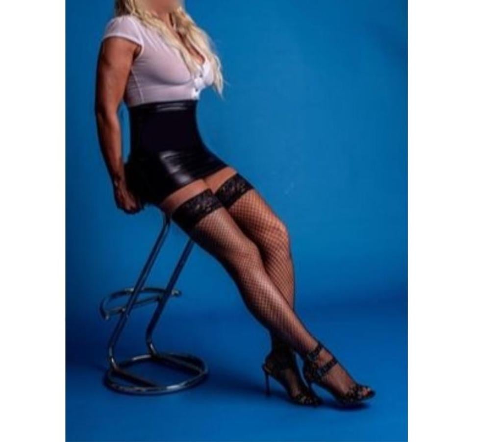 Escorts Aberdeen Bridge of Dee - Aberdeen - Photos for Divine Entertainment - Aberdeen Escort Agency