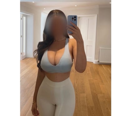  Escorts Churwell Leeds - Photos for English Abbie brunette companion
