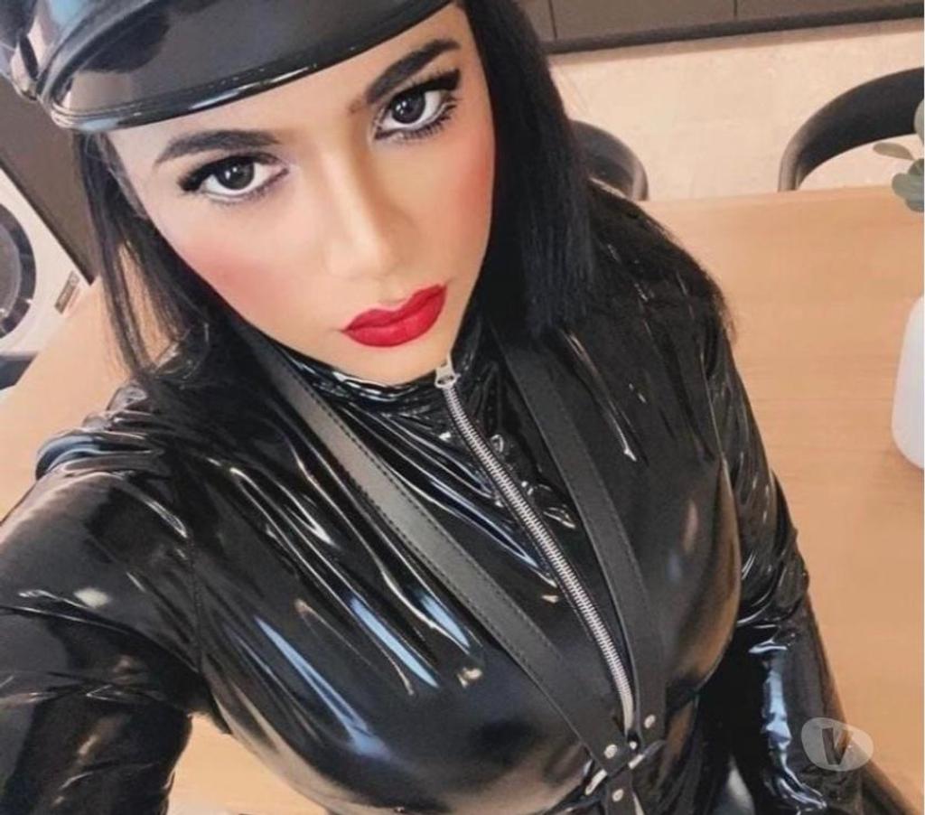 Escorts Hampshire Rushmoor - Photos for Mistress Meduza 4 day here