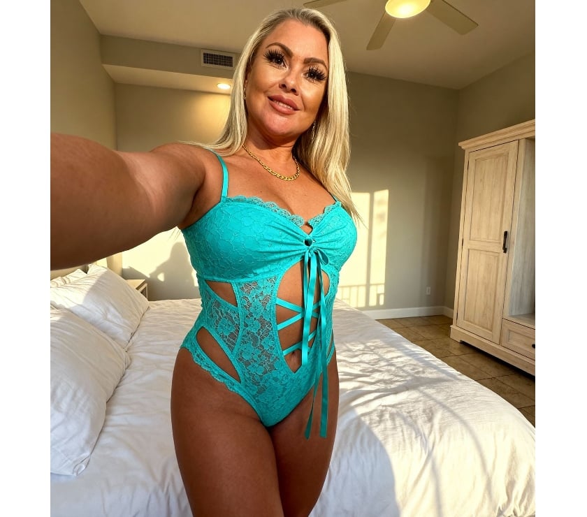 Escorts Cardiff Grangetown - Cardiff - Photos for 100% English, Sexy Curvy Jessica