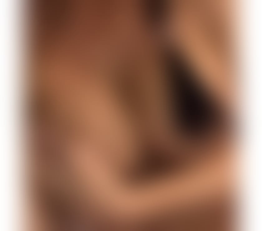 Escorts Essex Basildon - Photos for Busty, Petite & Mischievous