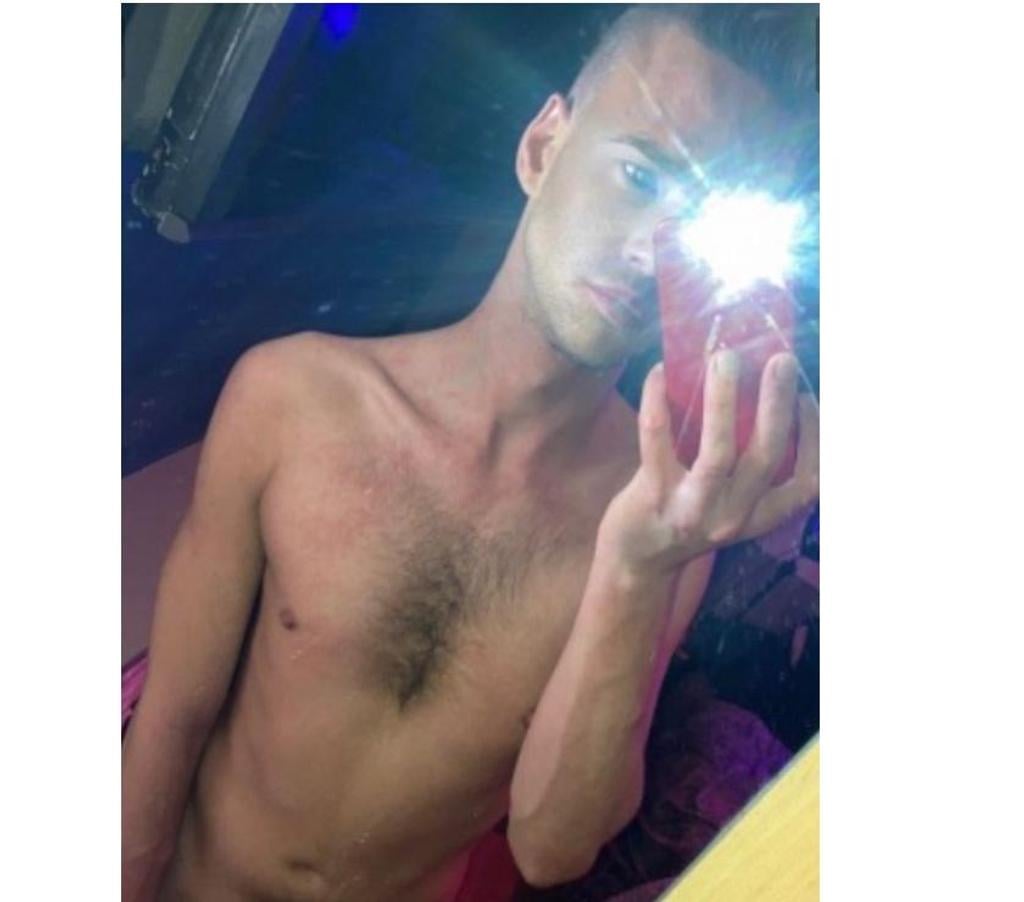  Gay massage Central London Angel - Central London - Photos for Smooth Petite Young Gay Escort - Ryan 🇬🇧 LONDON 📍