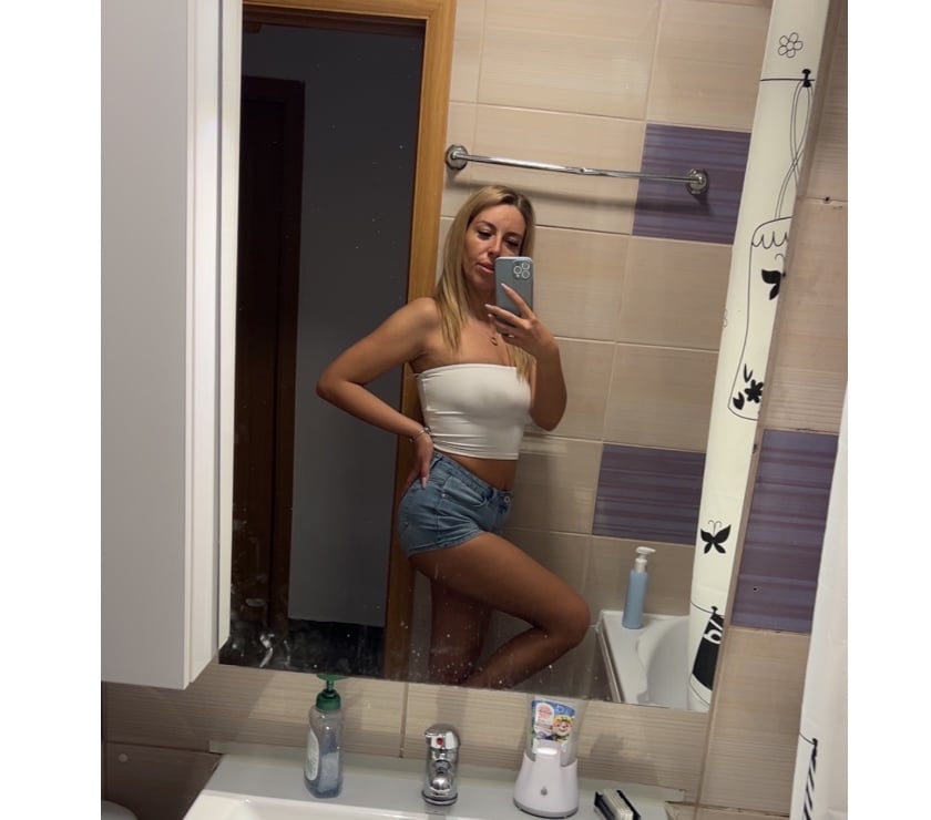 Adult Entertainment Bedfordshire Luton - Photos for Hot blonde🥵Verify video 📱