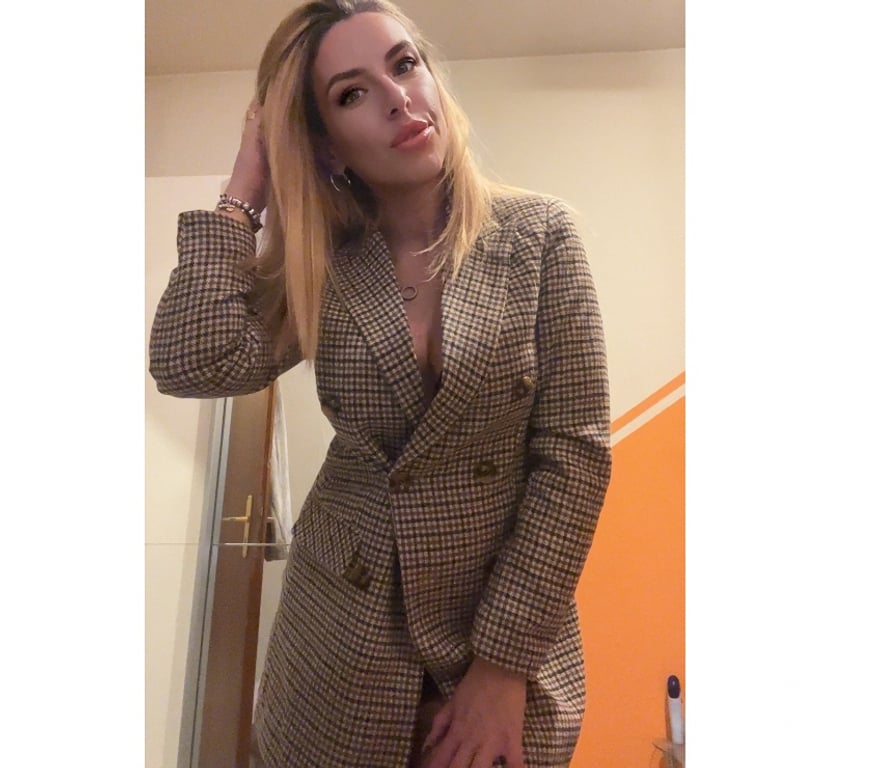 Adult Entertainment Central London London Bridge Station - Central London - Photos for 🔥 Naughty Video Call – Verify VideoCall 🔥