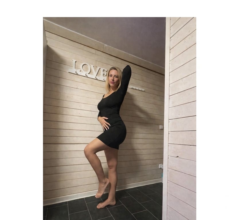 Adult Entertainment Central London Cannon Street Station - Central London - Photos for ✨ Private Indulgence via Video Call ✨