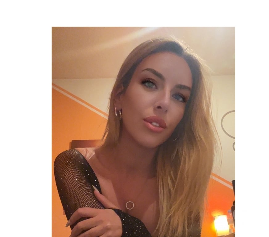 Adult Entertainment Merseyside Liverpool - Photos for 🔥 Naughty Video Call – Verify VideoCall 🔥