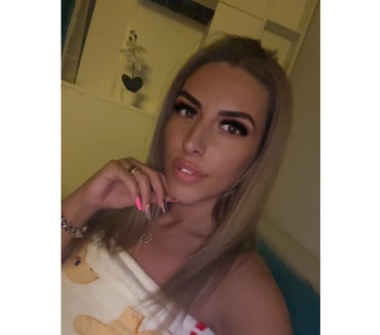 Adult Entertainment Liverpool Liverpool - Photos for 🔥 Naughty Video Call – Verify VideoCall 🔥