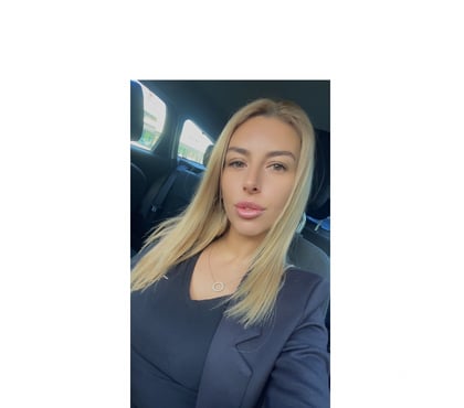 Adult Entertainment Bank Station Central London - Photos for Hot blonde🥵Verify video 📱