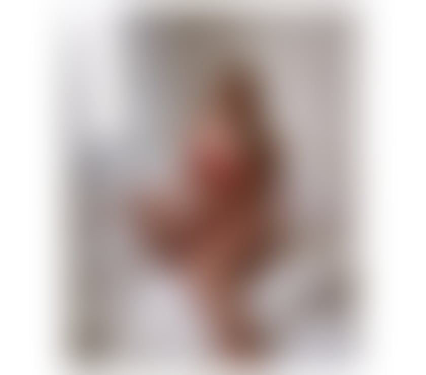 Escorts Romford Havering - Photos for 🔥 CURVY BLONDE BOMBSHELL -RM6 ROMFORD 🔥KELLY