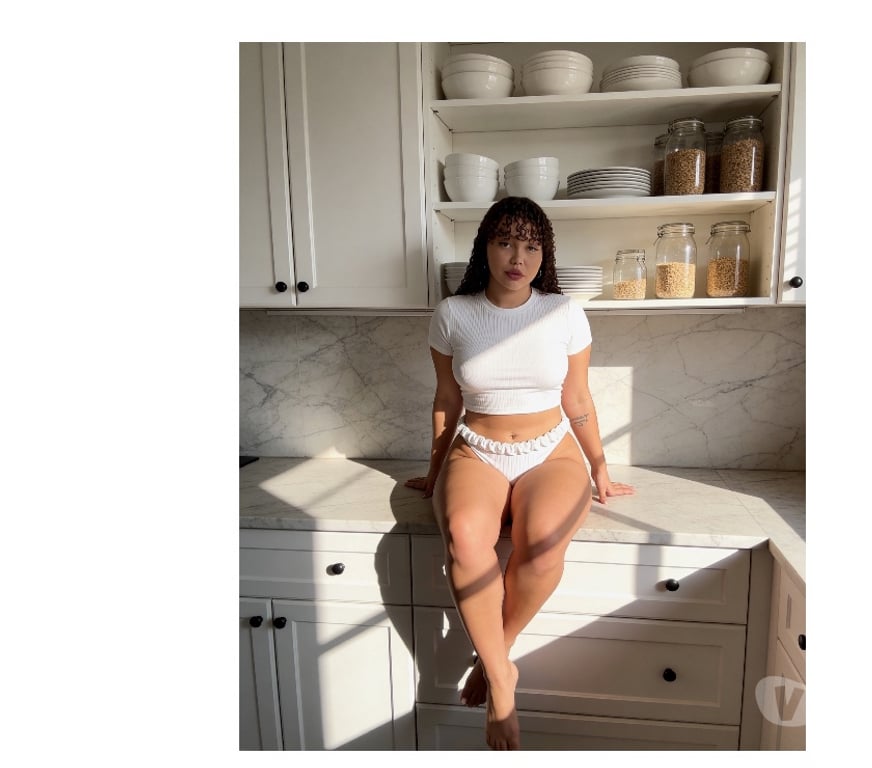 Escorts East London Havering - Photos for 🔥 Delicious Latina Romford 🔥 Elegant & Sexy