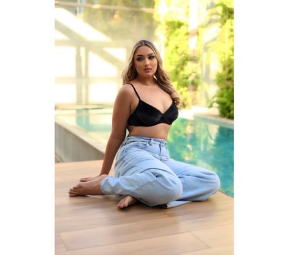 PSE Escorts Streatham South West London - Photos for 🔥 Stunning Curvy Goddess Streatham SW16 🔥