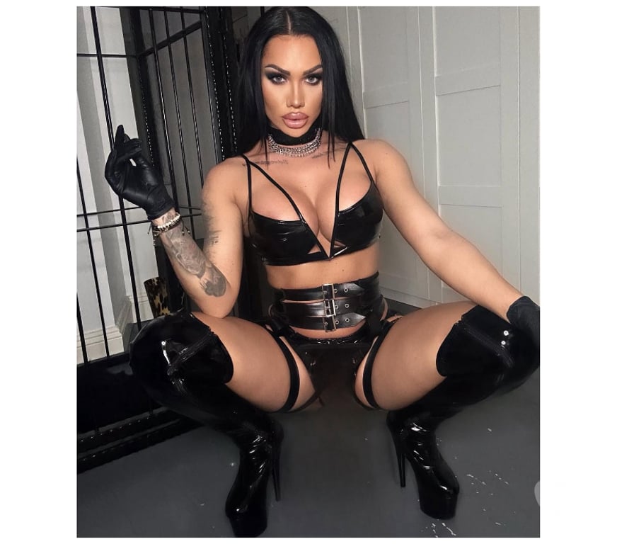 Escorts North West London Baker Street Station - North West London - Photos for Charlotte Experience😍😍💋NEW IN TOWN!