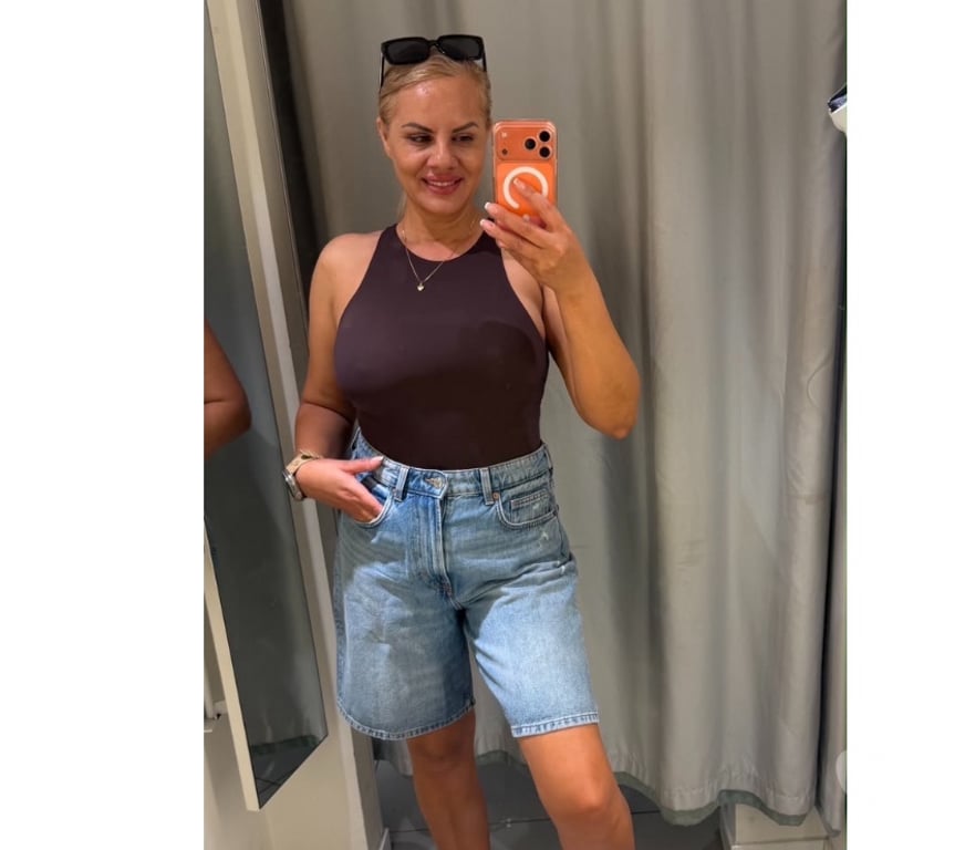 Escorts Hertfordshire North Hertfordshire - Photos for Sexy Milf Suzy New Girl In The Townw