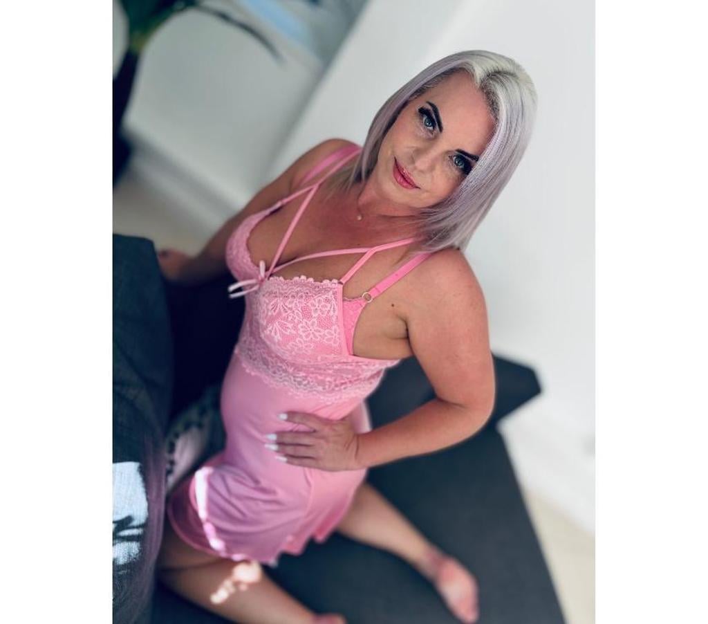 Escorts Reading Reading Town Centre - Reading - Photos for đź’—Luna is here again for short term!đź’—