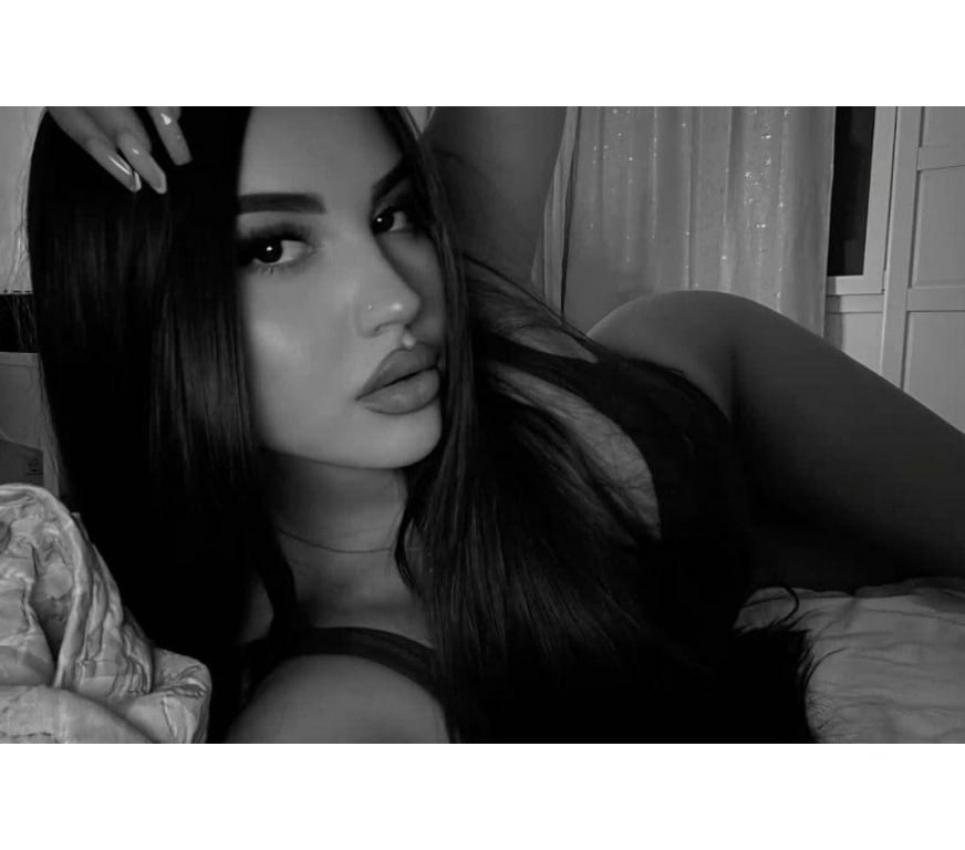 Escorts East London Canning Town - East London - Photos for 6Your Dream Companion 🌹 London’s Best VIP 🌟