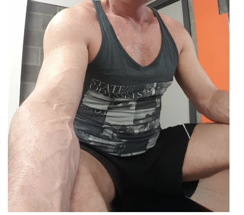 Gay Escorts Earls Court South West London - Photos for Top xxl hung see link.. page