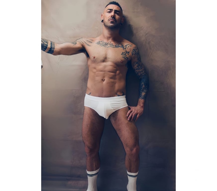  Gay massage North West London Brondesbury - North West London - Photos for Willesden green excellent Massage & fun! -