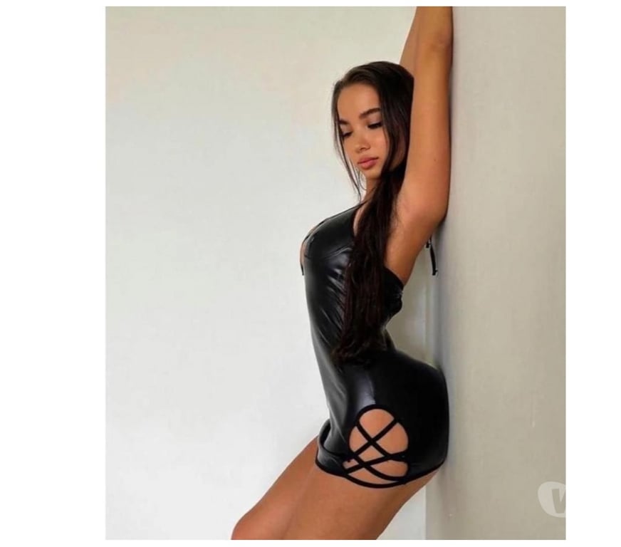 Escorts Surrey Elmbridge - Photos for Hot girl 👅call me 🤙 available for outcall