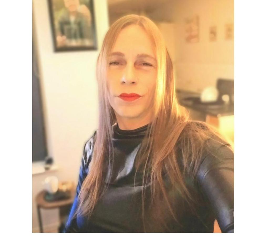 Trans Escorts Staffordshire Stoke-on-Trent - Photos for crossdresser katie