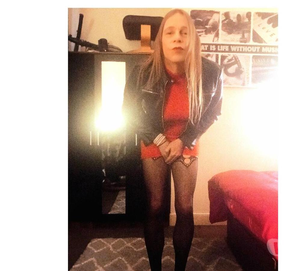 Trans Escorts Staffordshire Stoke-on-Trent - Photos for crossdresser katie