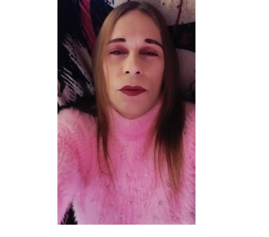 Trans Escorts Staffordshire Stoke-on-Trent - Photos for crossdresser katie