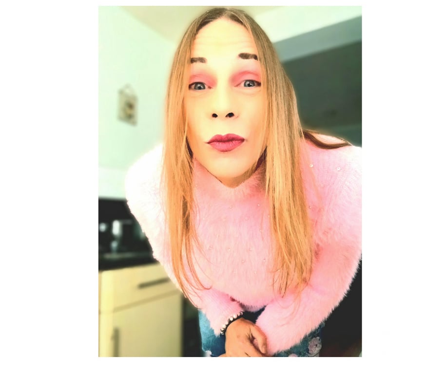 Trans Escorts Staffordshire Stoke-on-Trent - Photos for crossdresser katie