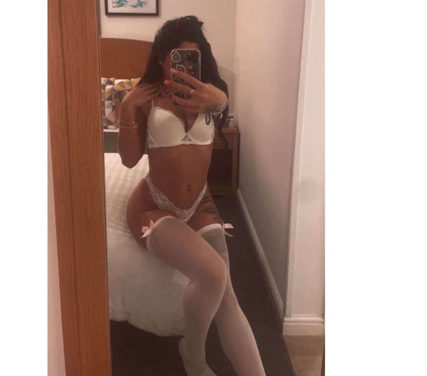Escorts Greater Manchester Salford - Photos for Miss Alexis-Rose