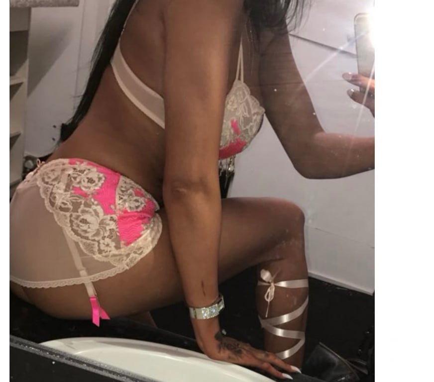 Escorts Greater Manchester Salford - Photos for Miss Alexis-Rose