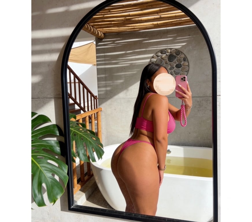 Escorts South East London Bromley - Photos for Greatness_Is_Goddess