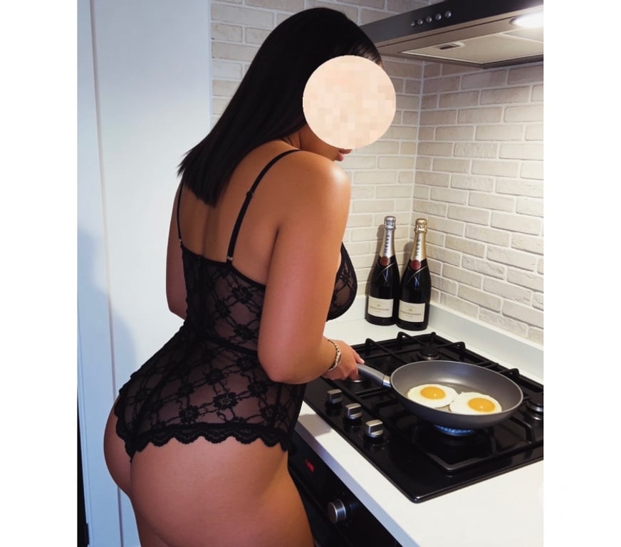 Escorts South East London Bromley - Photos for Greatness_Is_Goddess