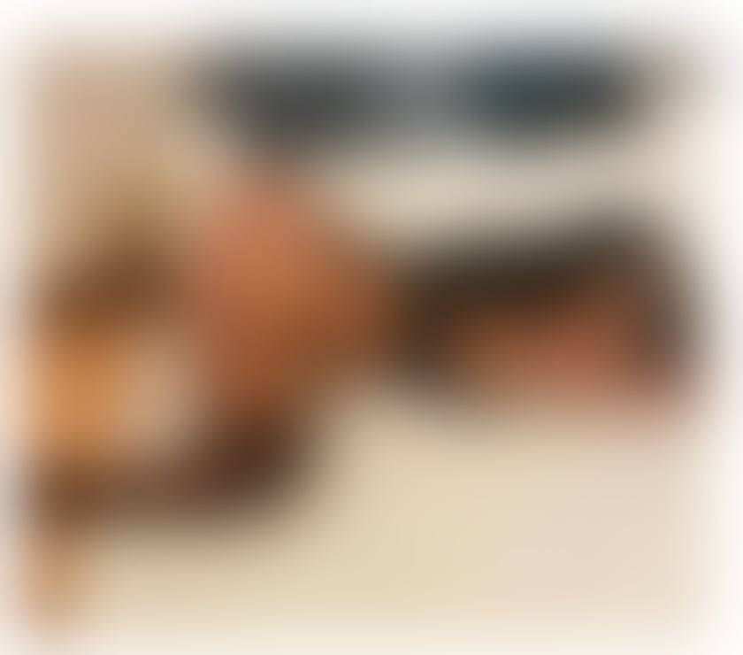 Escorts and Massages Hove Brighton - Photos for Lucy Now In Town