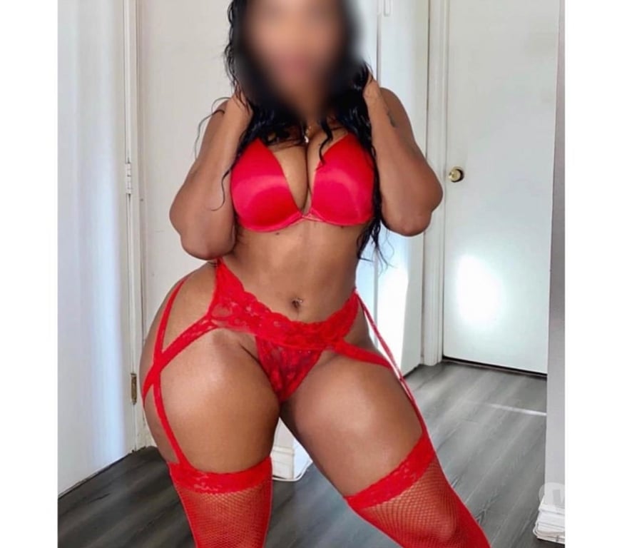 Escorts East London Redbridge - Photos for BOMBSHELL SUPER FREAK BIG ASS 💕LATINA❤️PARTY GIRL🍾