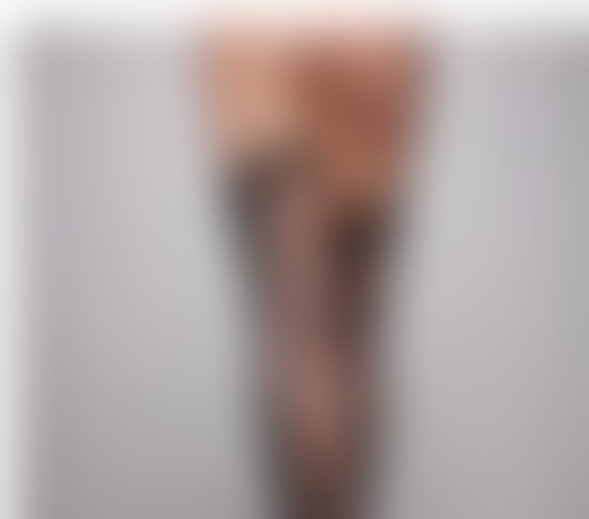 Escorts Surrey Waverley - Photos for ENGLISH Ex-stocking Model Cranleigh Surrey Gu6 location