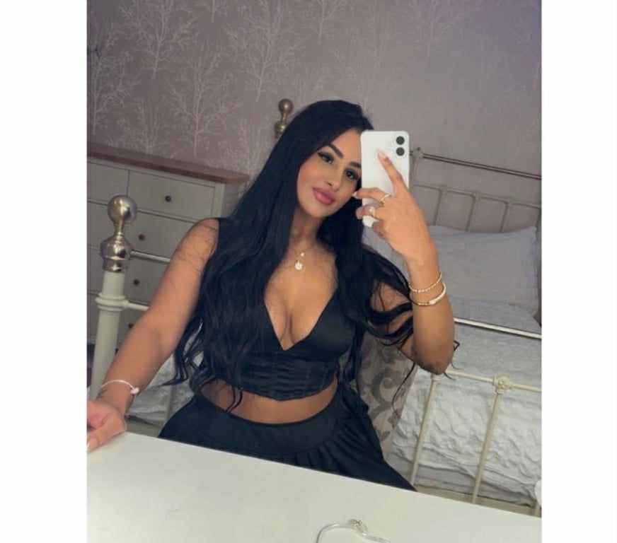 Escorts West London Hounslow - Photos for 😘curvy body❣️full party🤗👅👅