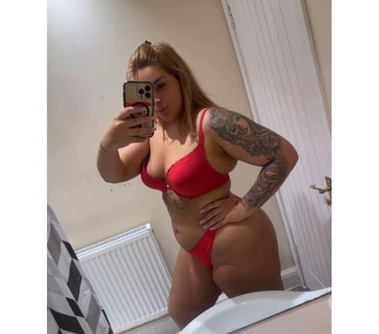 Escorts Luton Town Centre Luton - Photos for Vanessa❤️ curvy blondie❤️