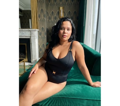 Fetish Escorts Tooting Broadway South West London - Photos for ✨Curvaceous Grace 🍑Let's Share a Sweet Momen