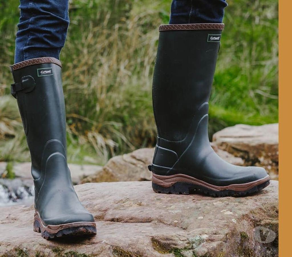 Gay Dating Bridgend - Wales Bridgend Town Centre - Bridgend - Photos for Any work men want to tread on me