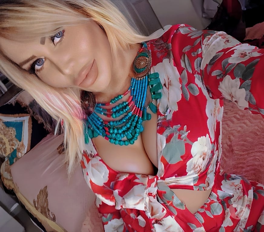 Escorts Essex Southend-on-Sea - Photos for 🔥🔥BELLECRYSTAL YOUR KIN KY QUEEN 🇧🇷 🔥🔥