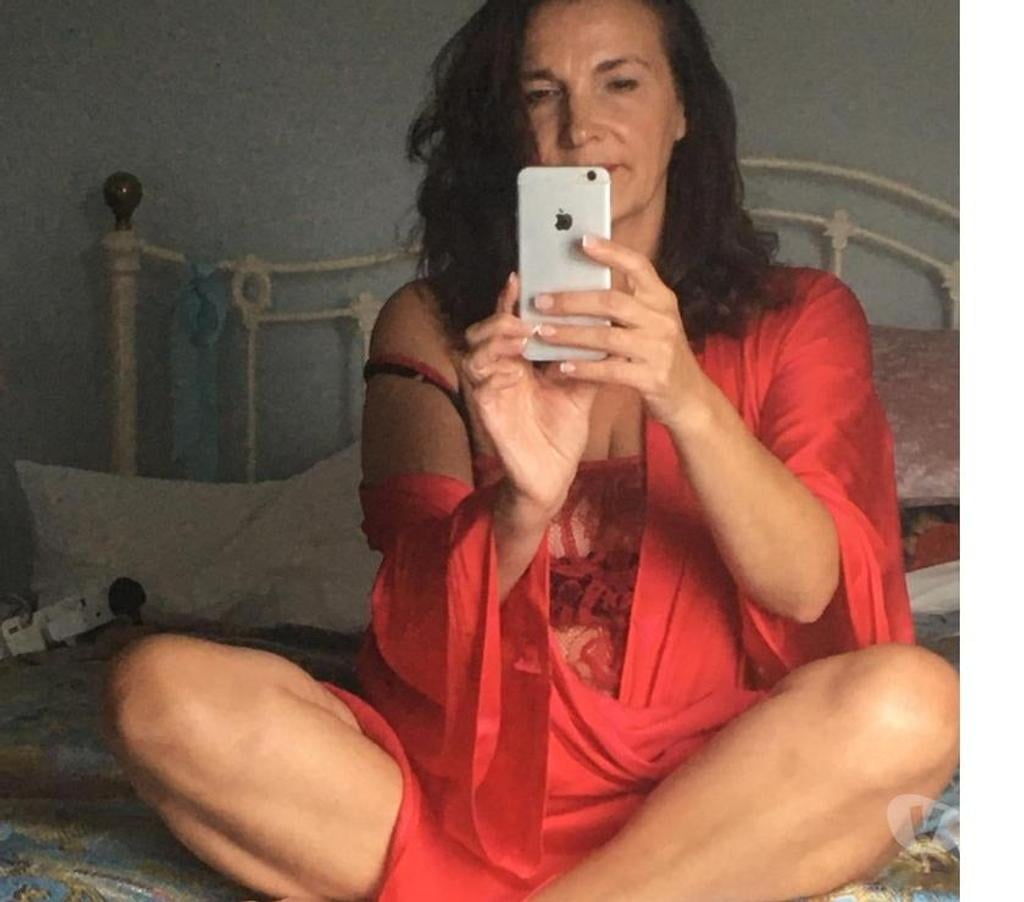 Escorts Isle of Wight Carisbrooke - Isle of Wight - Photos for Sensual Scarlett - Independent Escort