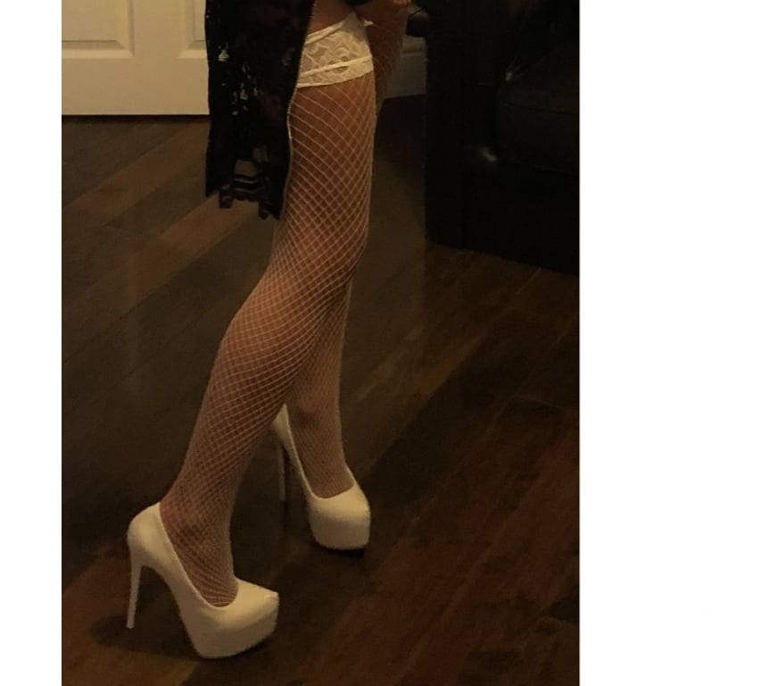 Escorts Essex Southend-on-Sea - Photos for Sexy 100% English Blond