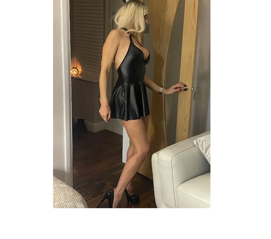 Escorts Essex Southend-on-Sea - Photos for Sexy 100% English Blond