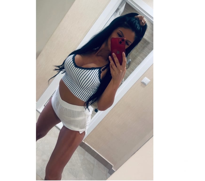 Escorts Belfast Belfast City Centre (South) - Belfast - Photos for Double D massage therapist