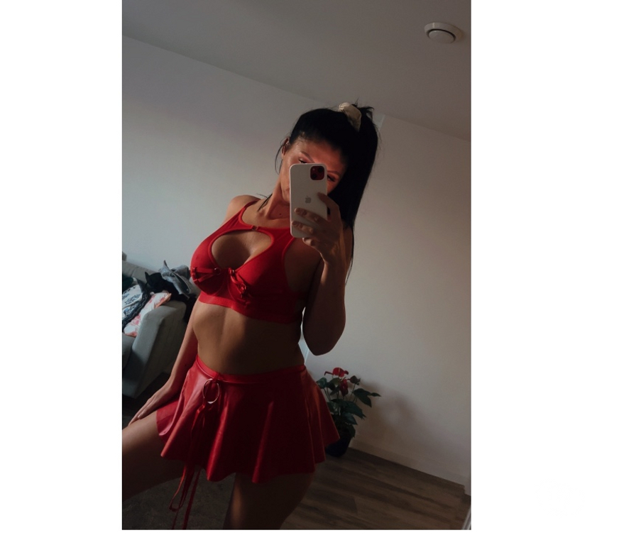Escorts Belfast Belfast City Centre (South) - Belfast - Photos for Double D massage therapist