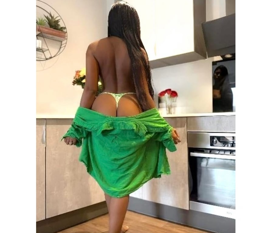 Escorts West Midlands Coventry - Photos for Sarah 🇧🇷 Brazilian Party Girl 🥳