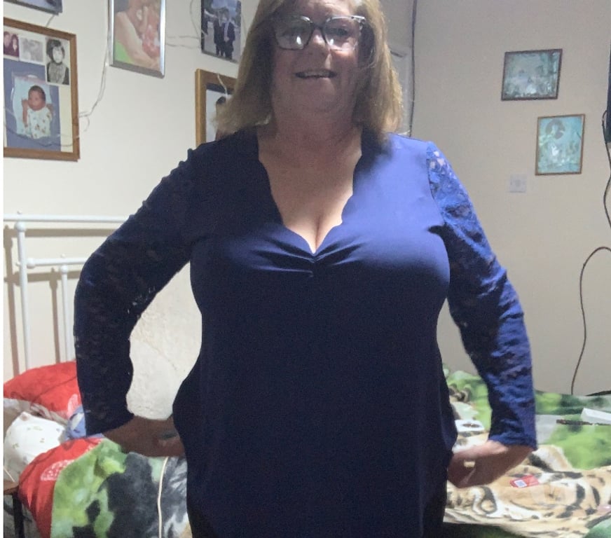 Adult Entertainment Slough Slough Town Centre - Slough - Photos for Busty milf looking for friends